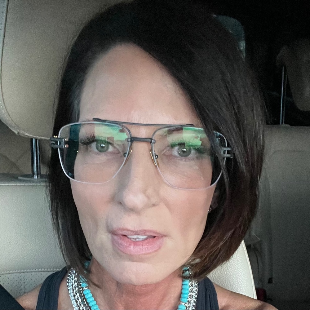 Meet your Posher, Susan